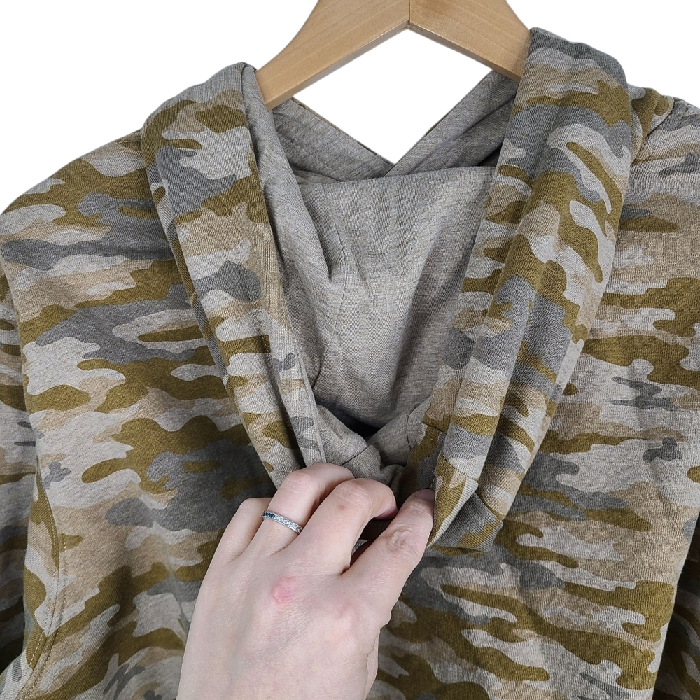 Ariat Rebar Camouflage Graphic Hoodie Women's Size XXL - Picture 10 of 16